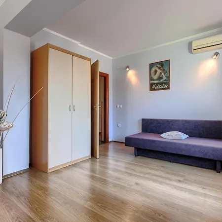 Holiday home Sonja By Interhome Liznjan
